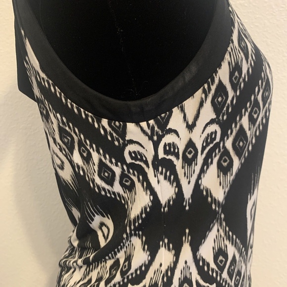 White House Black Market Drop Waist Sleeveless Top With Pockets Women's Size XS - Picture 10 of 12